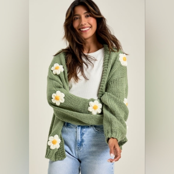 Altar'd State Sweaters - Altar'd State Daisie 3D Floral chunky knit open Cardigan sz L